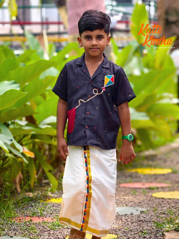 Pattam Parakkatte - Black Unisex designer shirt For Kids [KSHIRT00026]